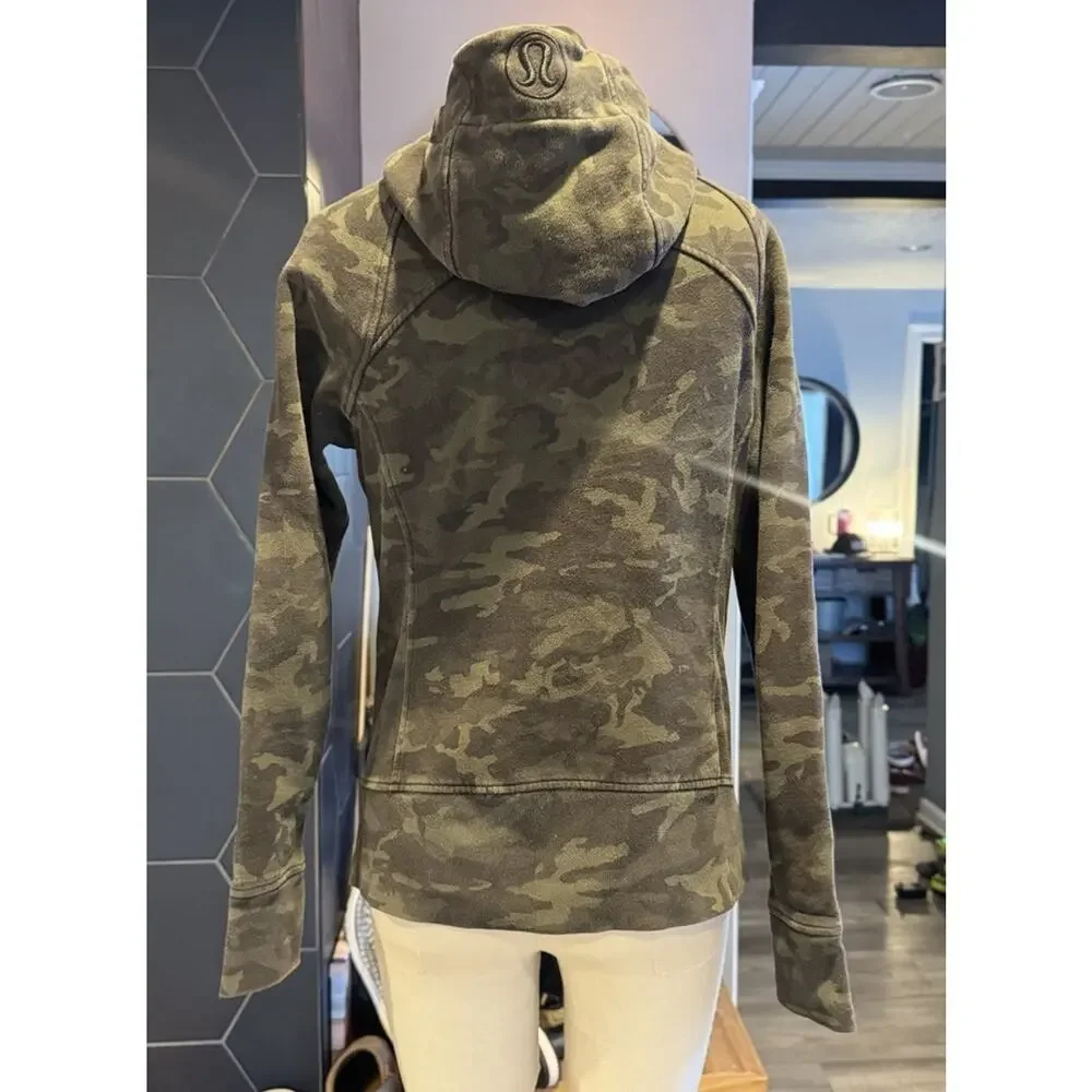 Lululemon Scuba Hoodie Jacket Cotton Heritage Camo Size 8 Green, Hair tie - Picture 3 of 9